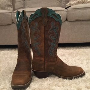 EUC Justin Boots🐎